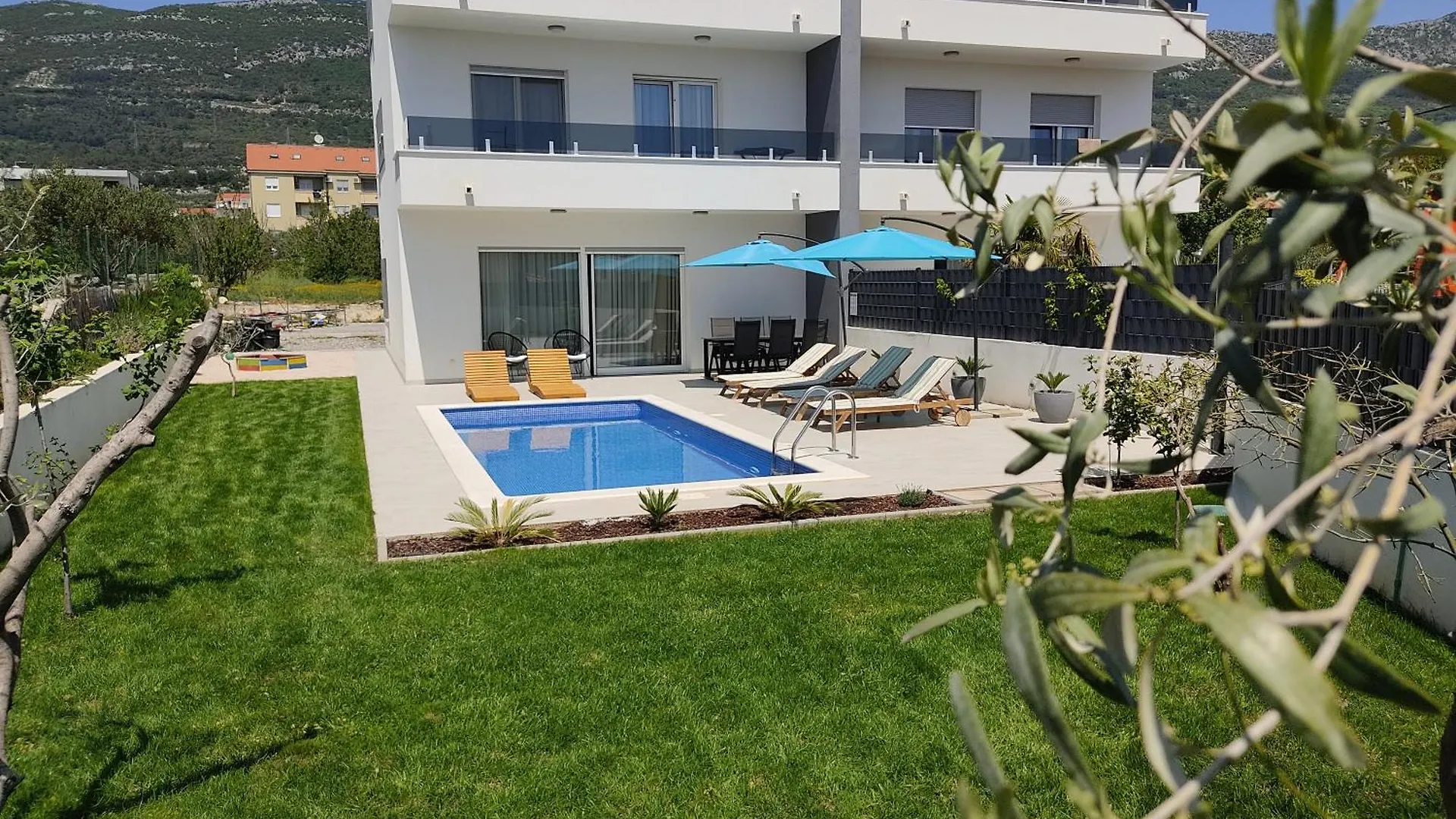 New Villa David, Wi-Fi, Iptv, 5 Bedrooms, 4 Bathrooms Kastela 0*,  Croatia