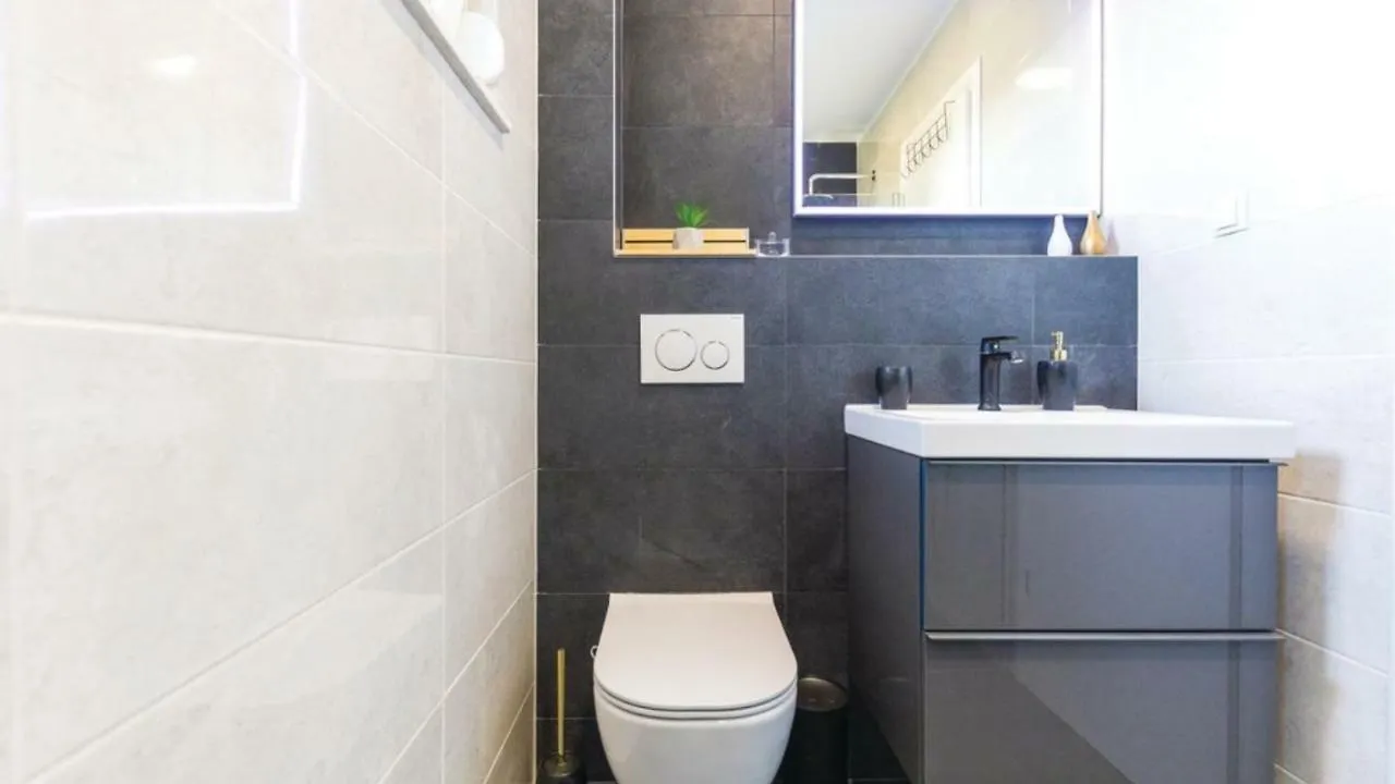 New Villa David, Wi-Fi, Iptv, 5 Bedrooms, 4 Bathrooms Kastela