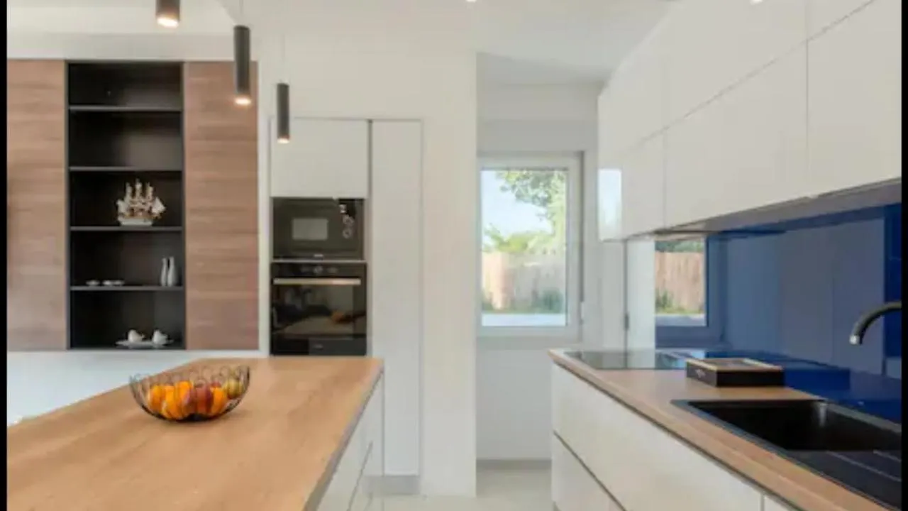 New Villa David, Wi-Fi, Iptv, 5 Bedrooms, 4 Bathrooms Kastela Croatia