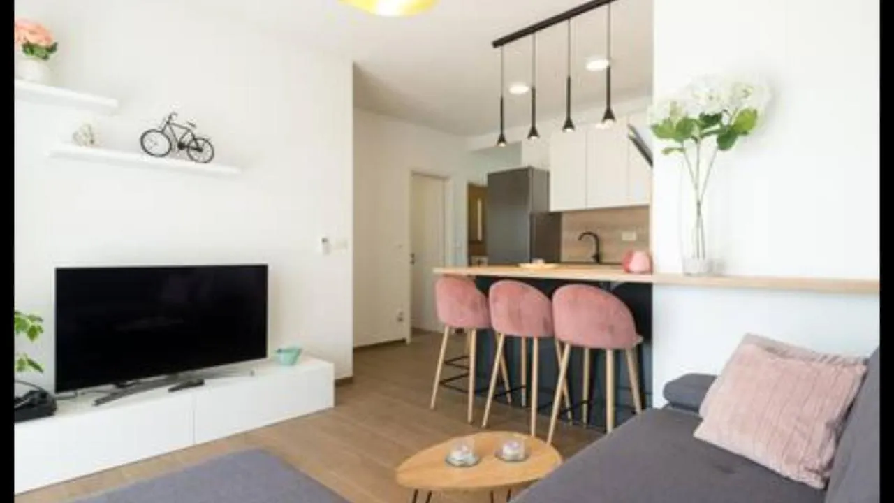New Villa David, Wi-Fi, Iptv, 5 Bedrooms, 4 Bathrooms Kastela